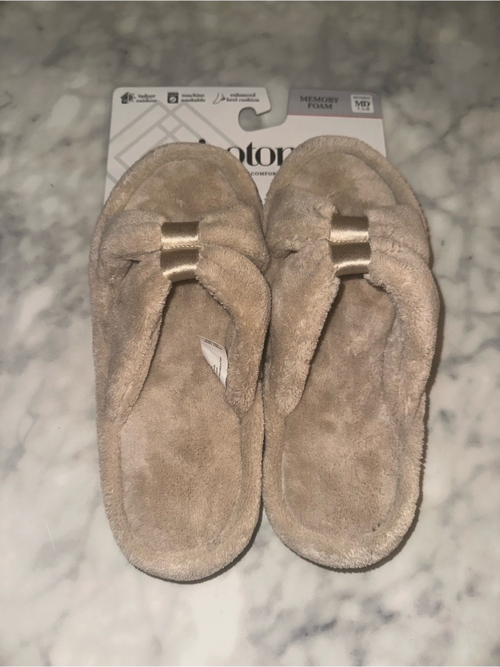 Isotoner Signature
Women's Micro Terry X-Slide Slippers